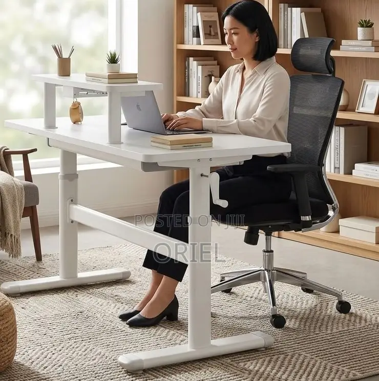 Manual Height-Adjustable White Work Desk – Modern Sit-Stand Table