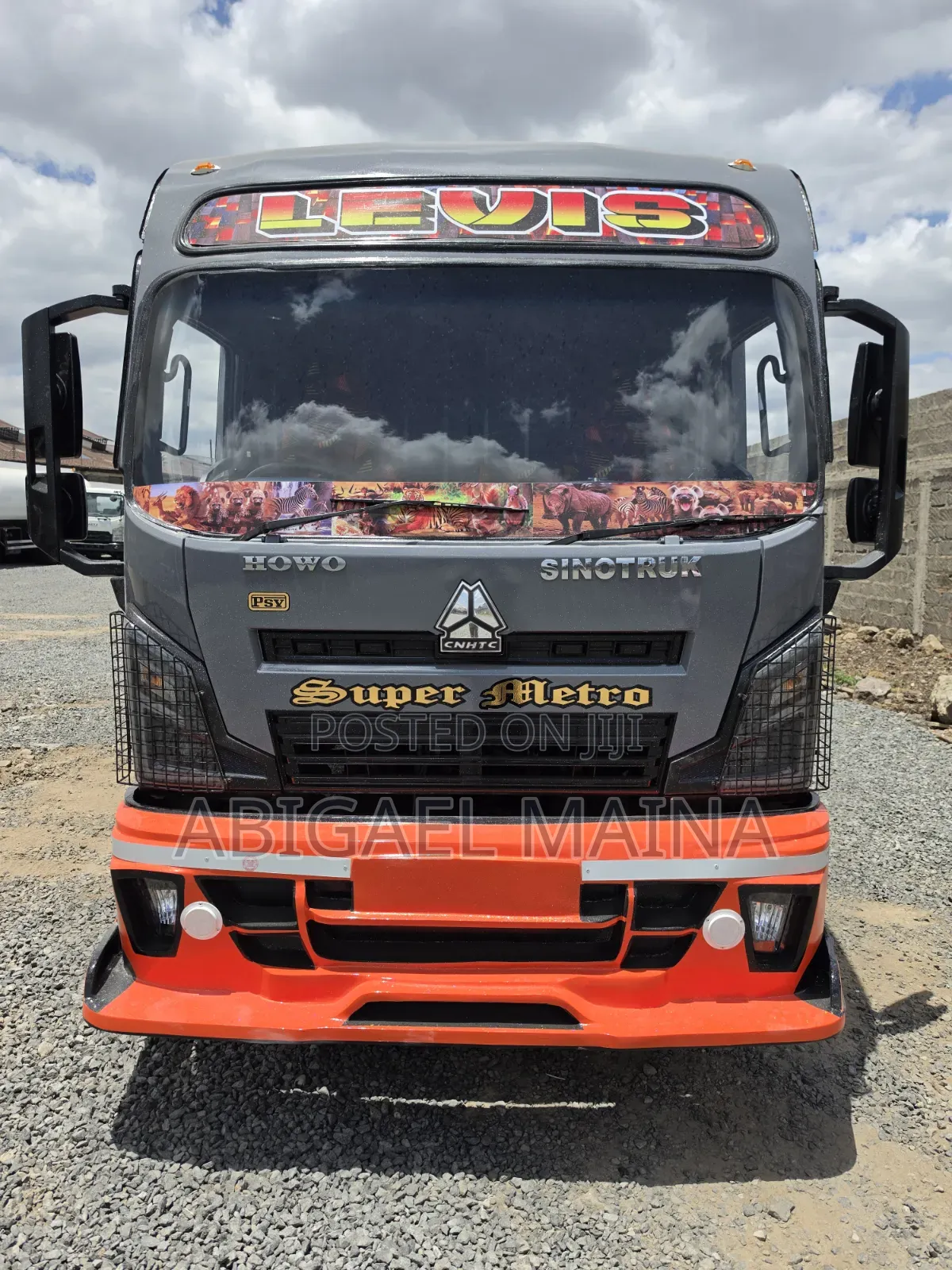 New Bus 2025 Orange
