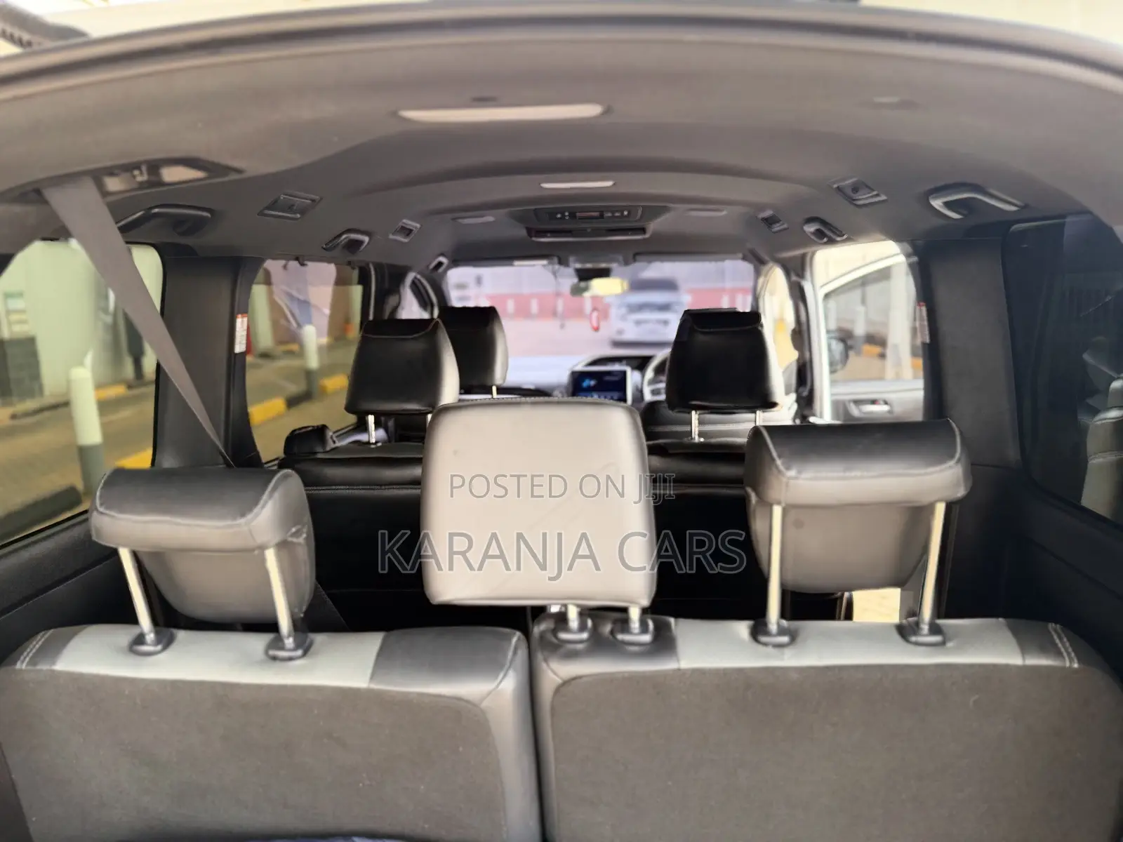 Toyota Voxy 2018 White