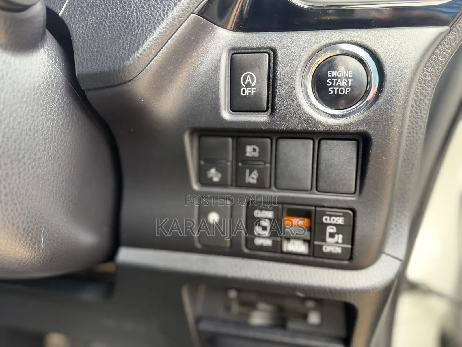 Toyota Voxy 2018 White