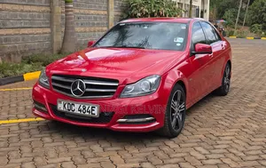 Mercedes-Benz C180 2014 Red