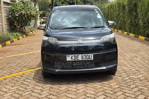 Toyota Spade 2014 Black