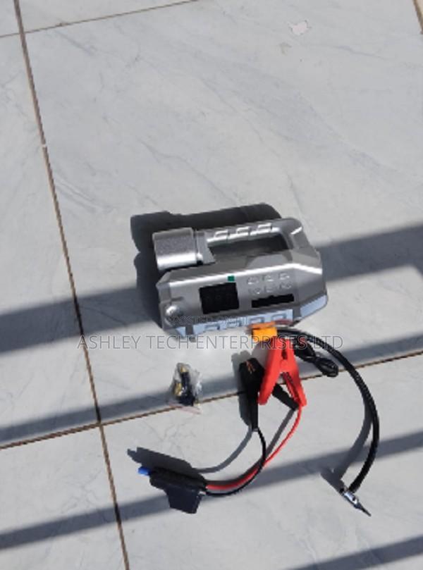 High Performance Digital Jump Starter With Compressor