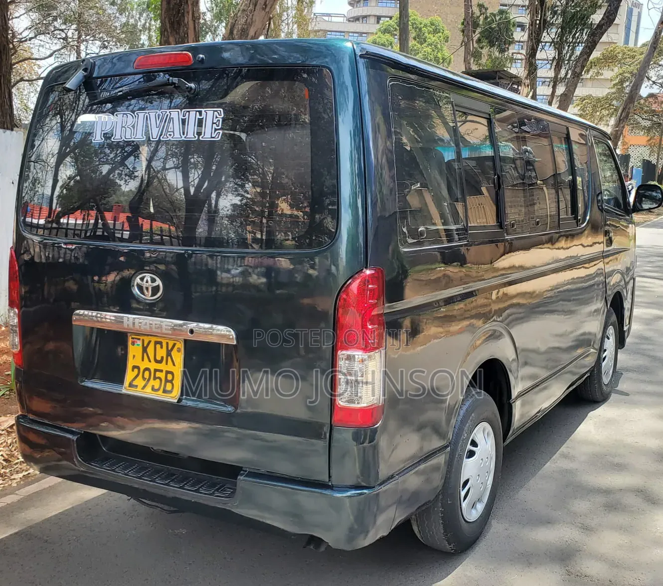 Toyota HiAce 2012 Green