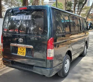 Toyota HiAce 2012 Green