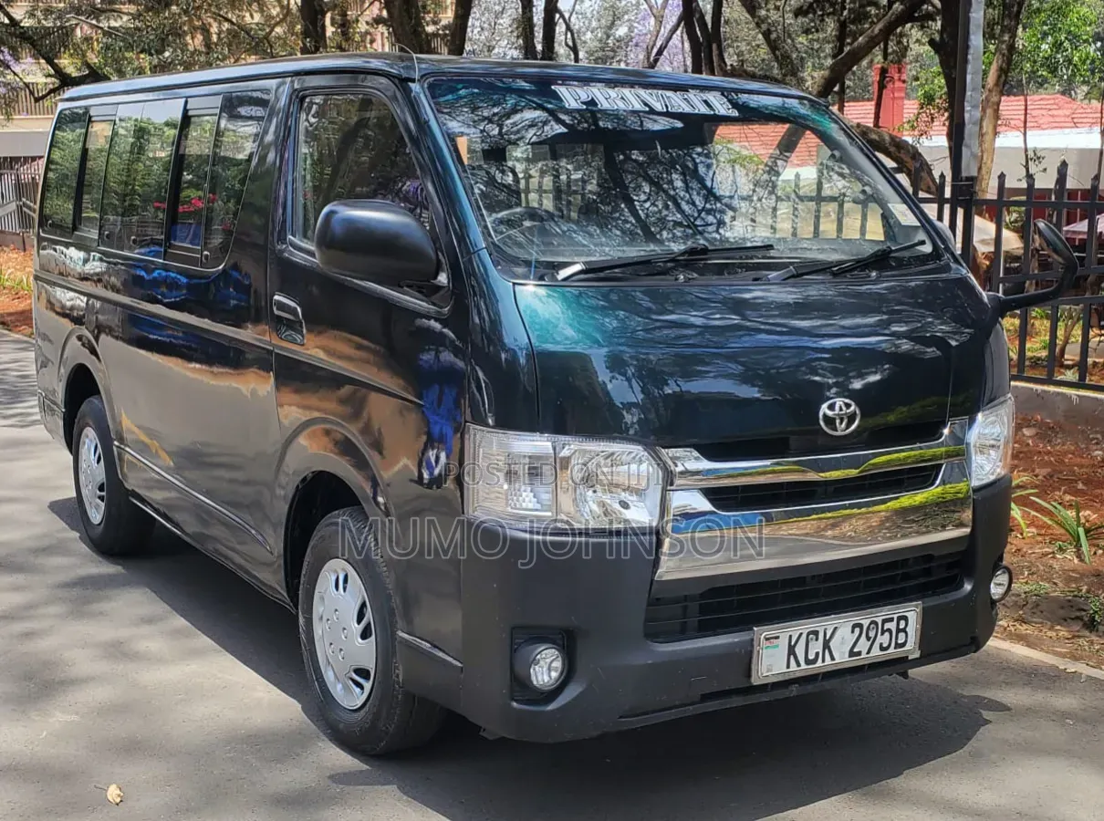 Toyota HiAce 2012 Green