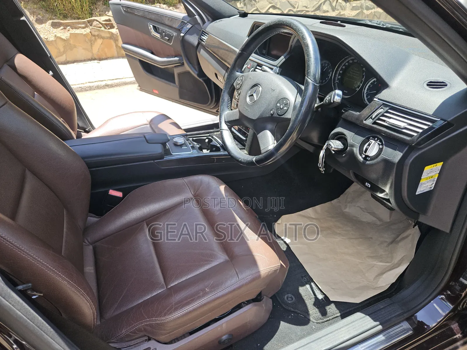 Mercedes-Benz E300 2010 Brown