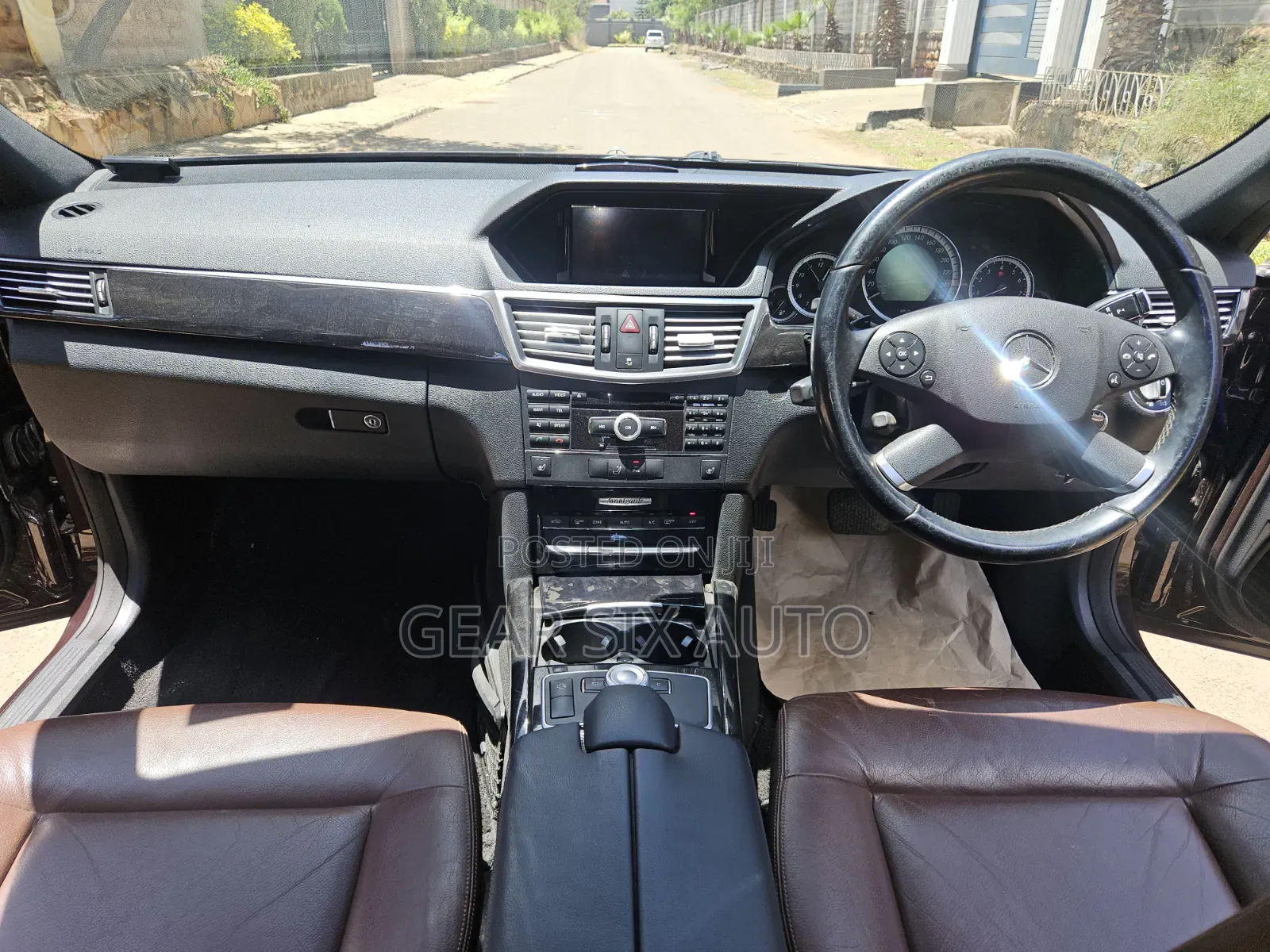 Mercedes-Benz E300 2010 Brown