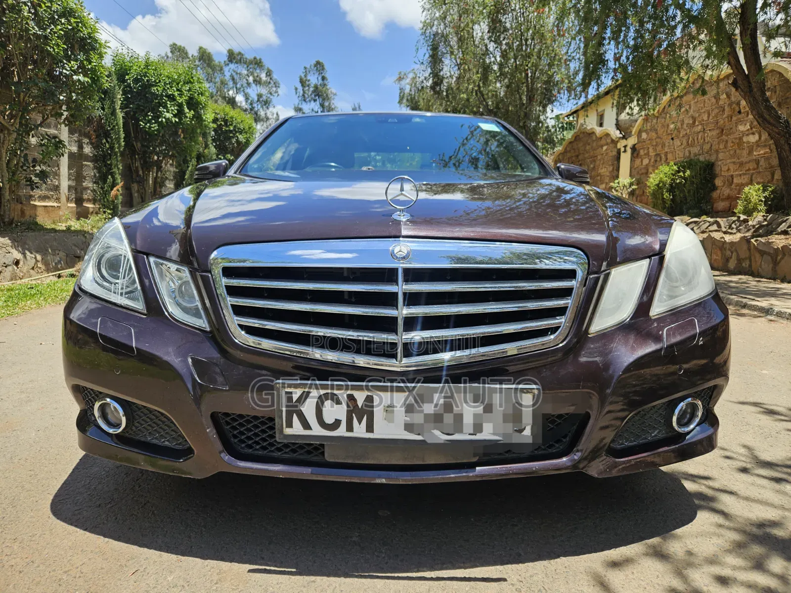 Mercedes-Benz E300 2010 Brown