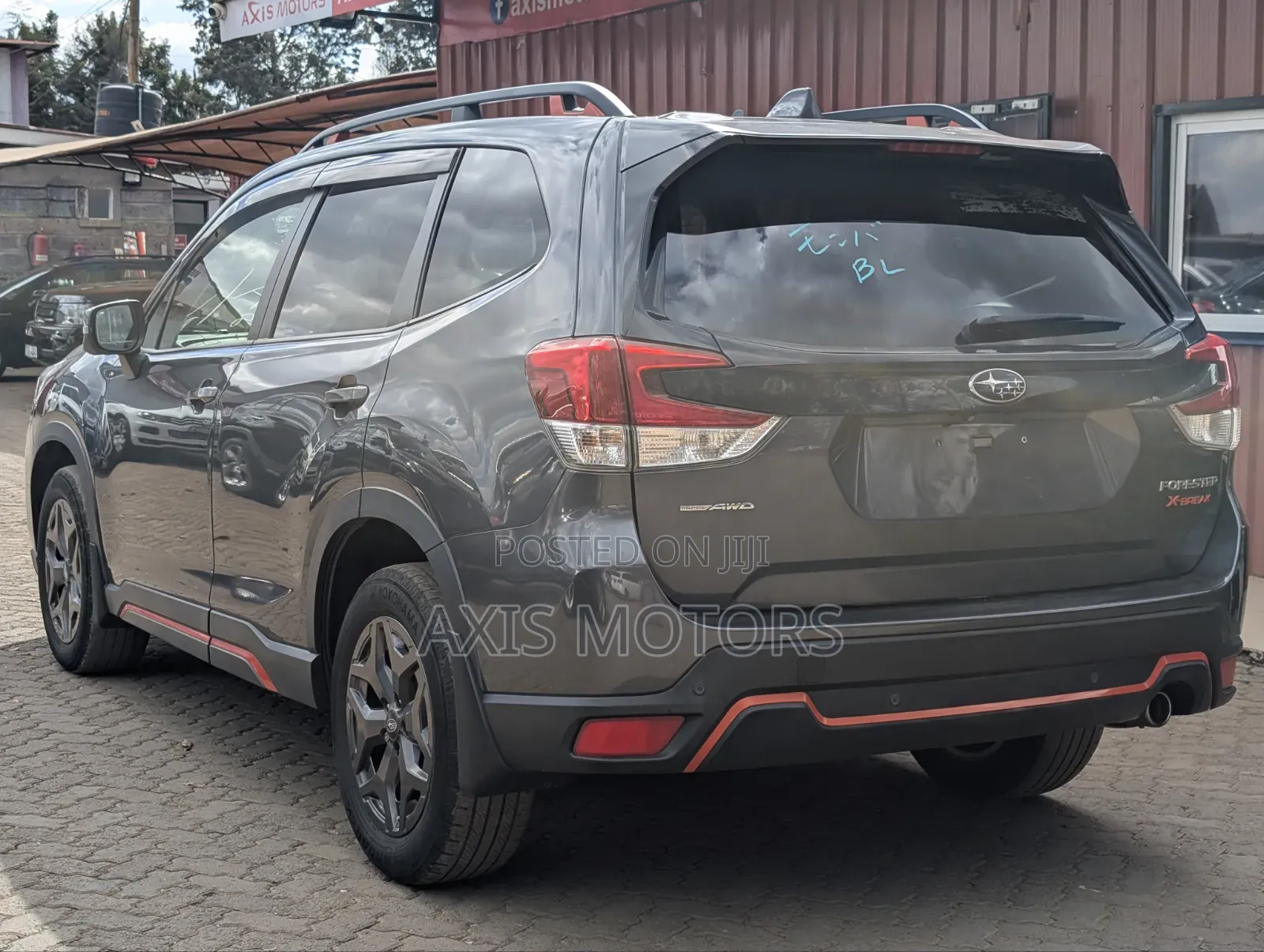 Subaru Forester Premium AWD 2019 Gray