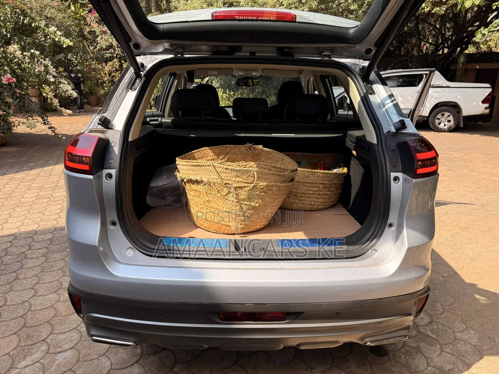 Proton X70 2021 Silver