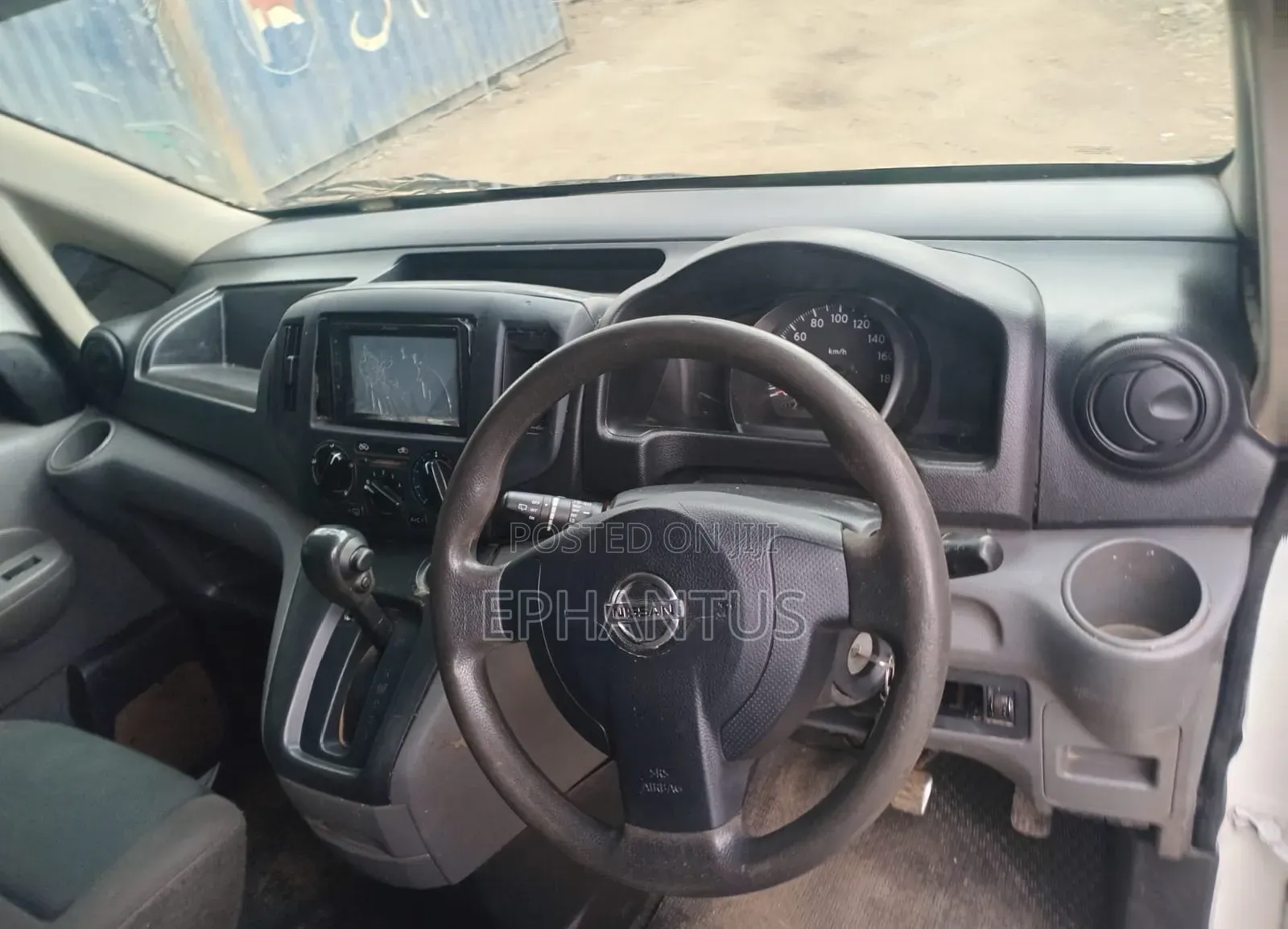 Nissan NV200 2012 White