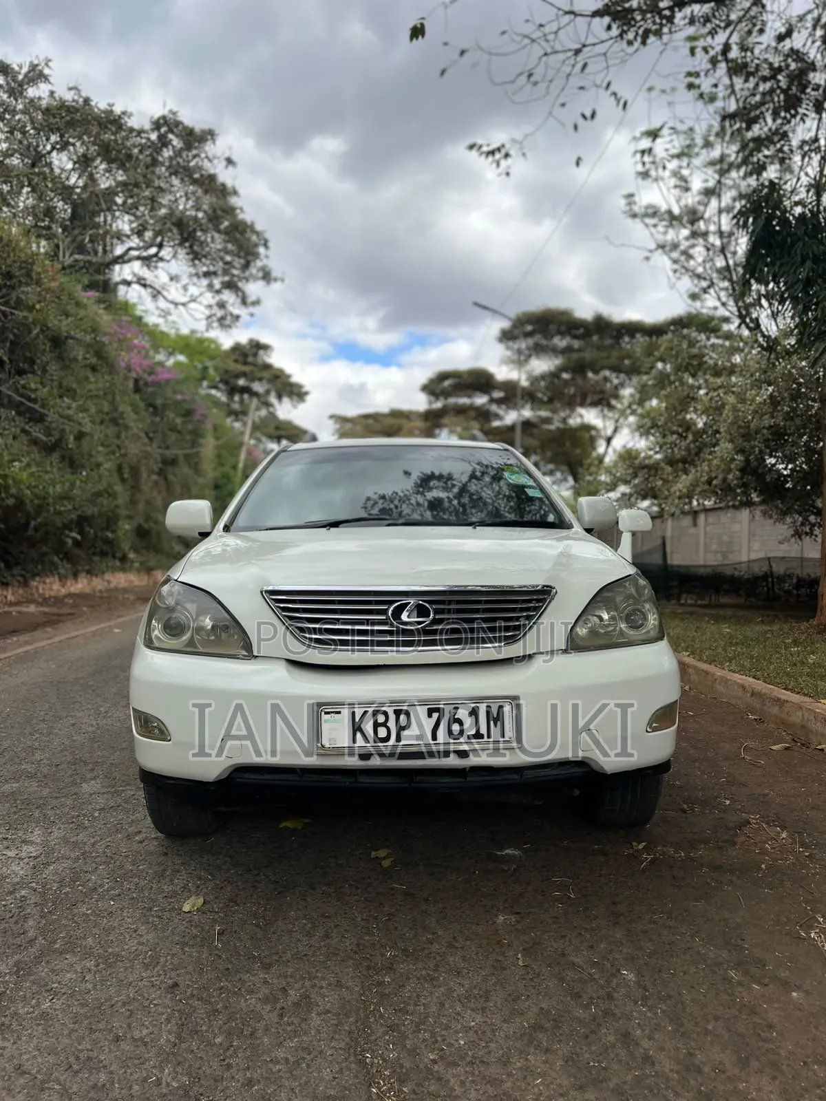Toyota Harrier 2005 White