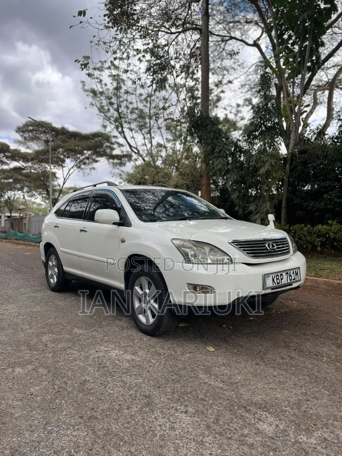Toyota Harrier 2005 White