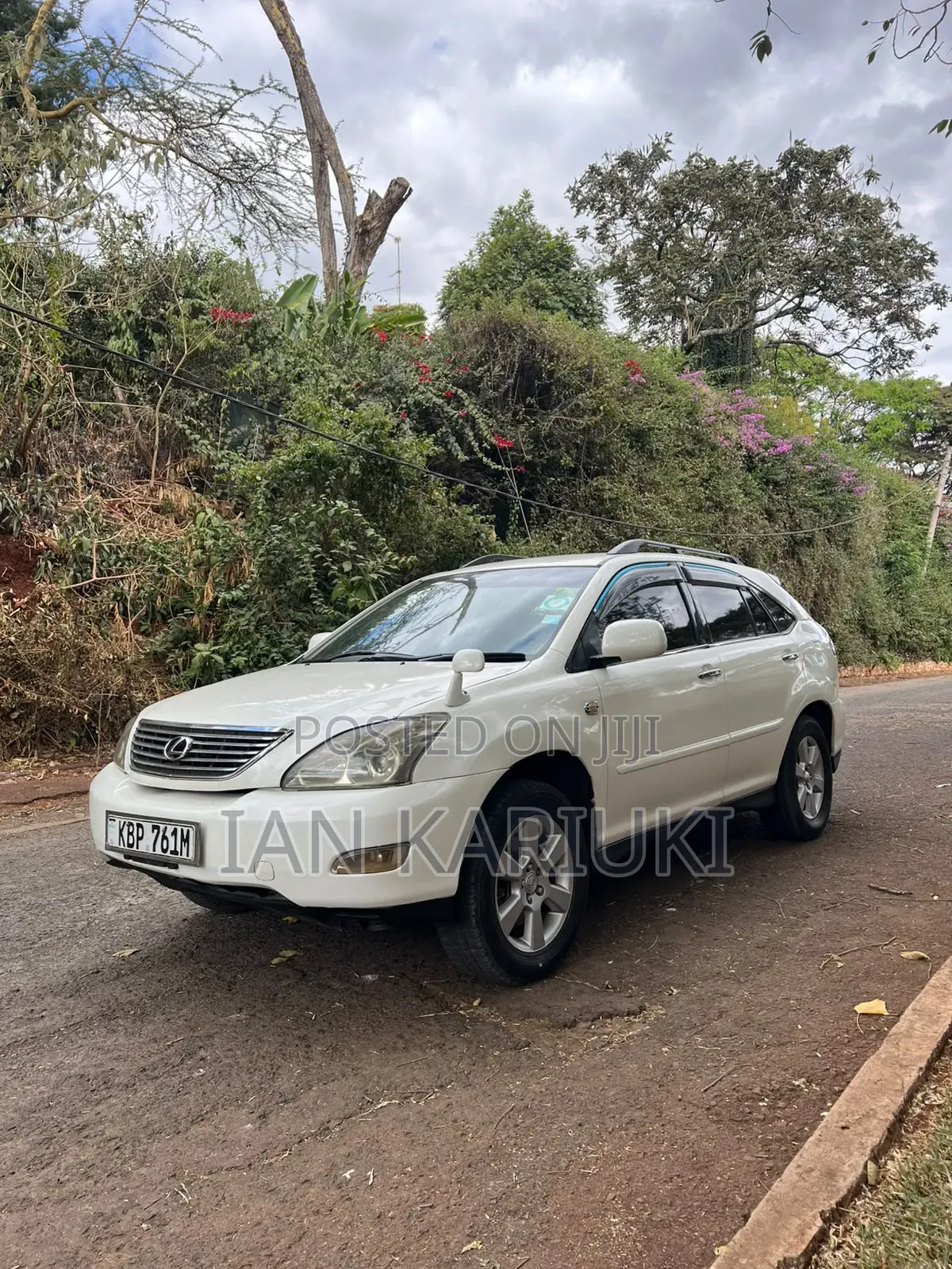 Toyota Harrier 2005 White