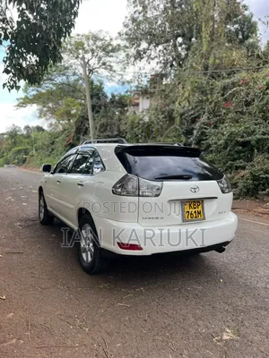Toyota Harrier 2005 White