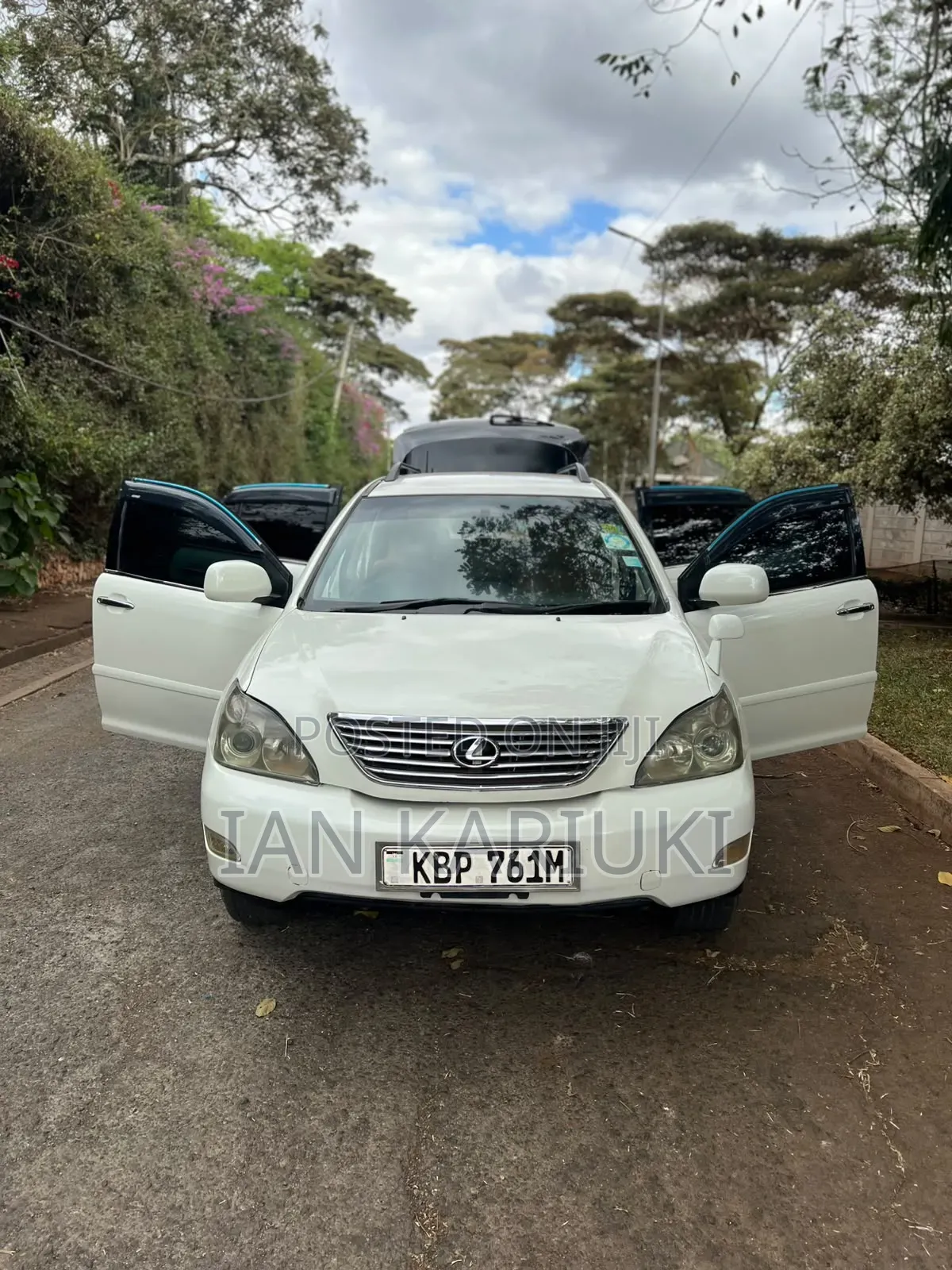 Toyota Harrier 2005 White