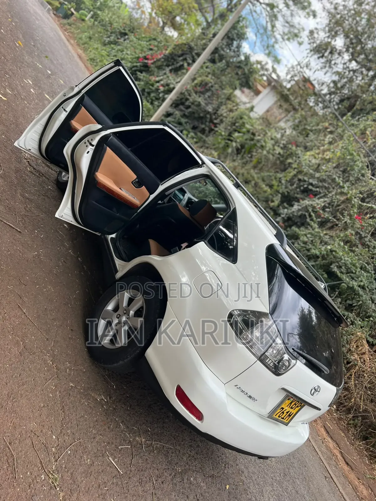 Toyota Harrier 2005 White