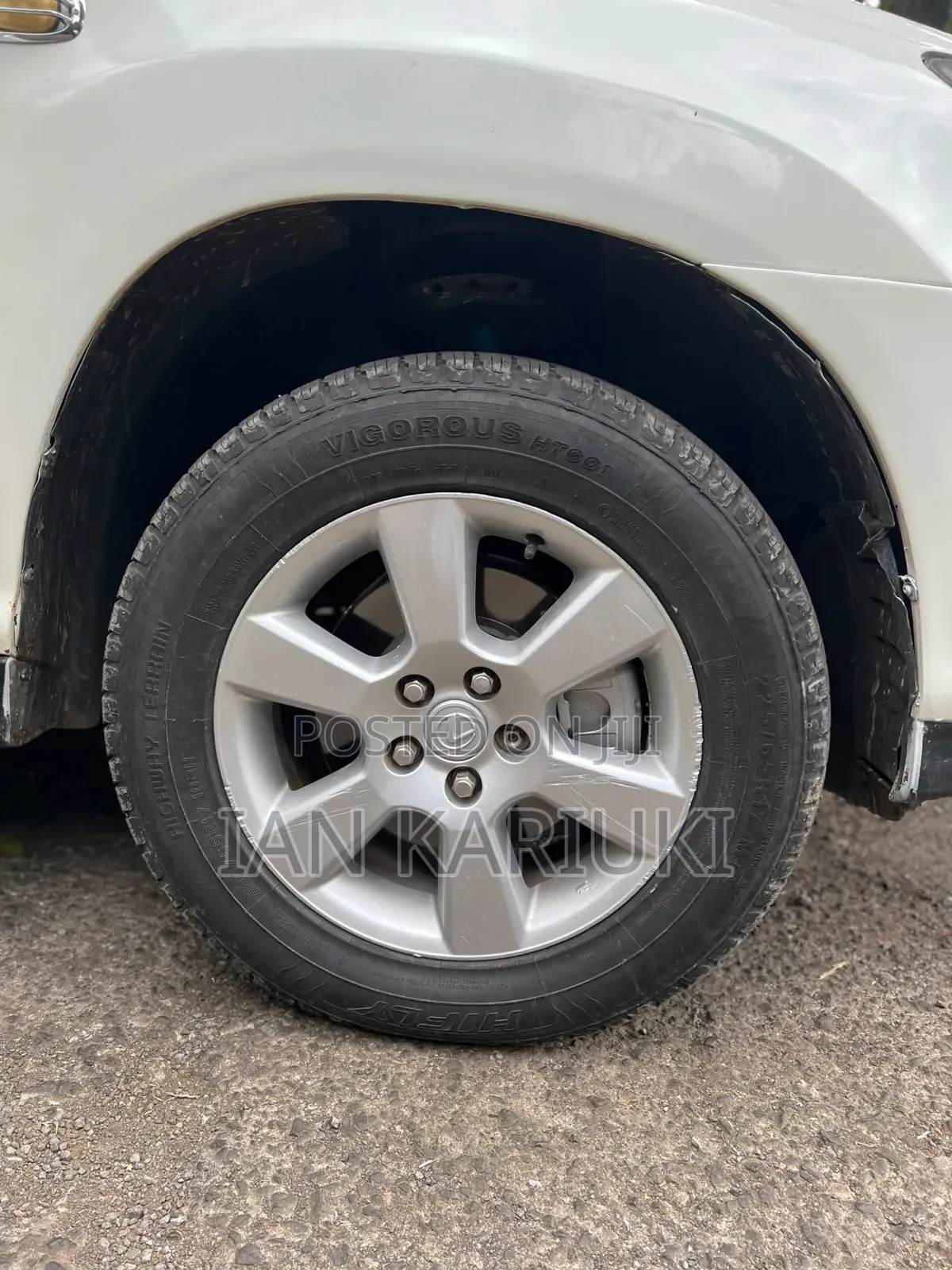 Toyota Harrier 2005 White