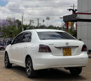 Toyota Belta 2010 White