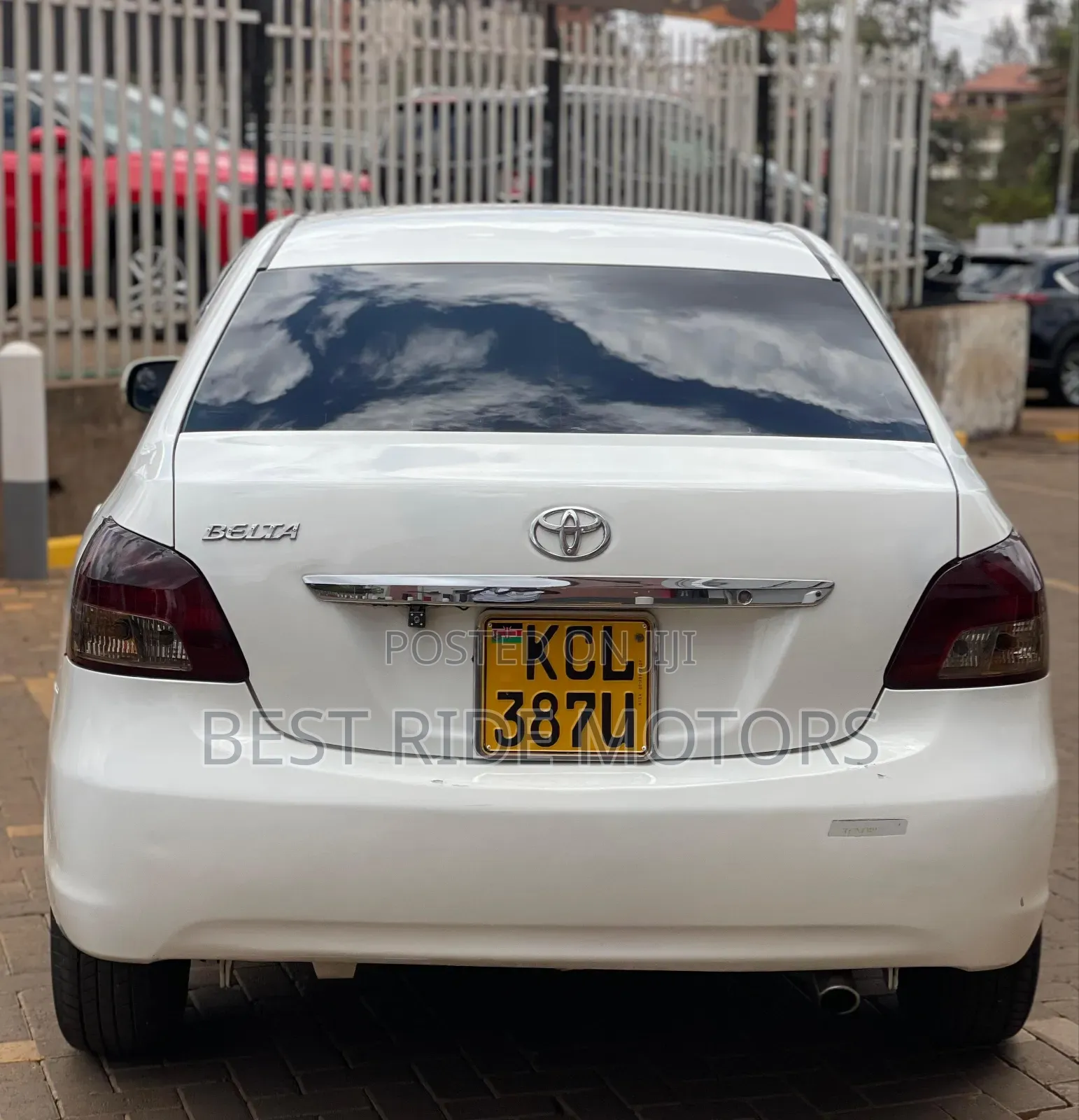 Toyota Belta 2010 White
