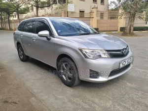 Toyota Corolla Fielder 2014 Silver