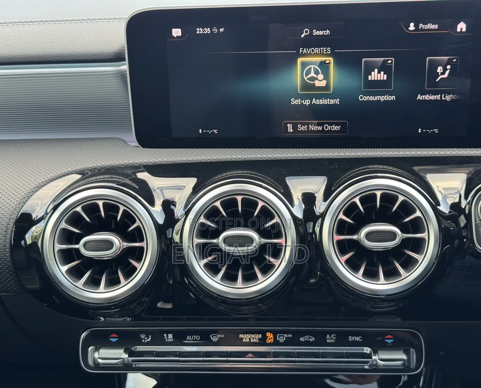 Mercedes-Benz A-Class 2019 Pearl