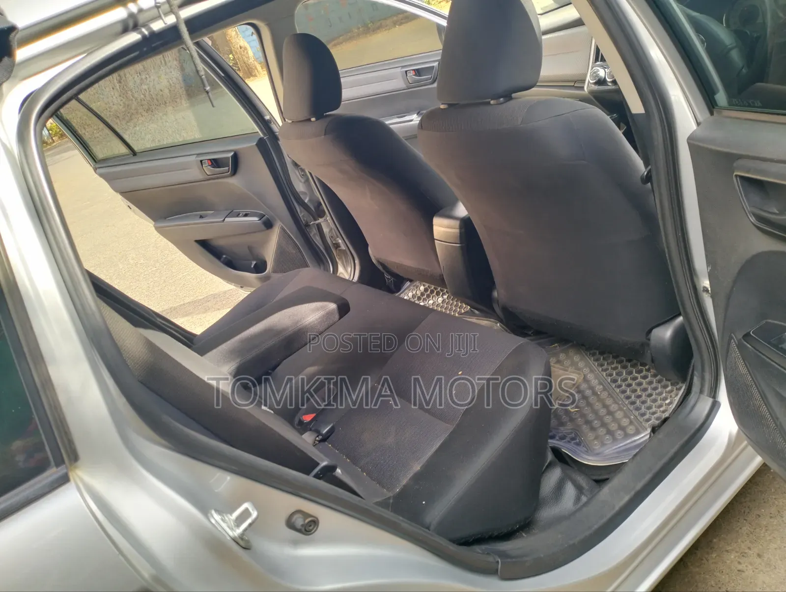 Toyota Corolla Fielder 2014 Silver