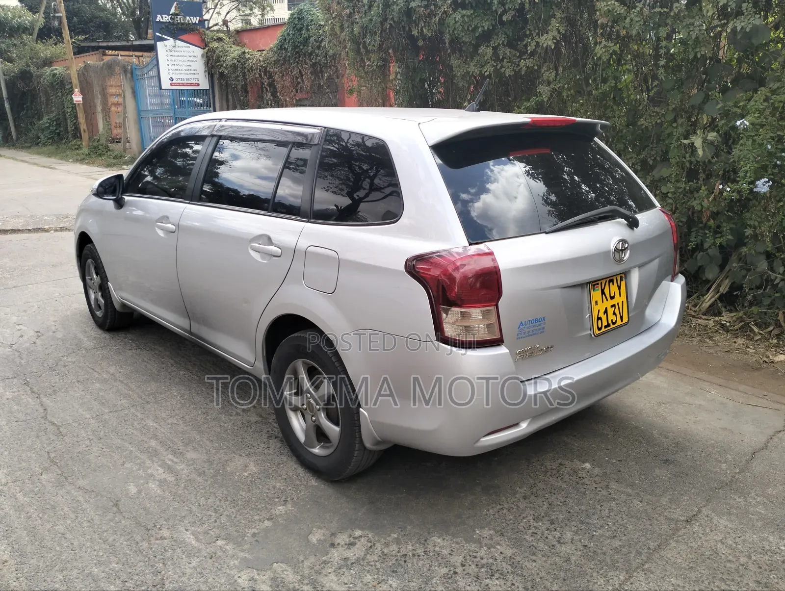 Toyota Corolla Fielder 2014 Silver