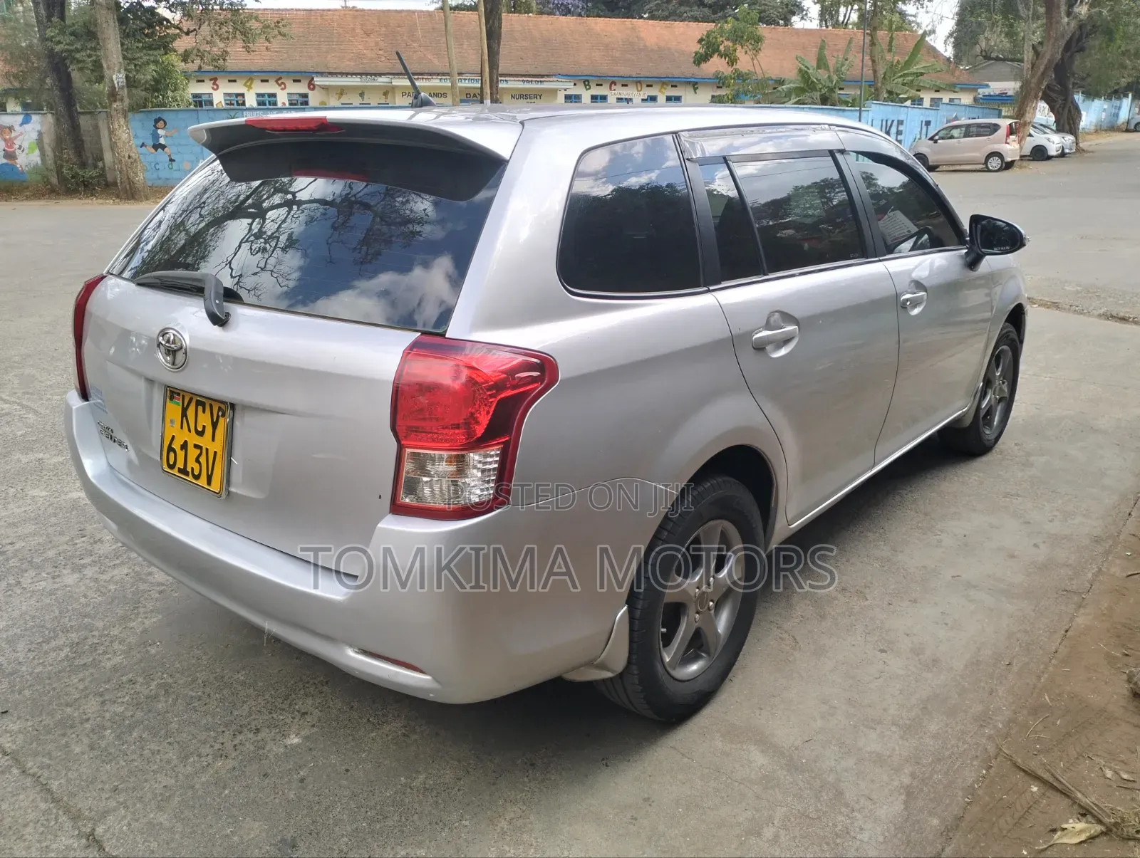 Toyota Corolla Fielder 2014 Silver