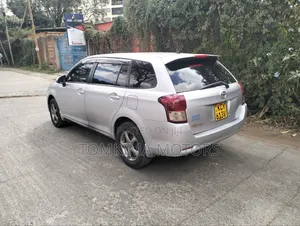 Toyota Corolla Fielder 2014 Silver