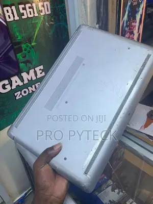 Laptop HP 15-fd0290ns 4GB AMD HDD 1T