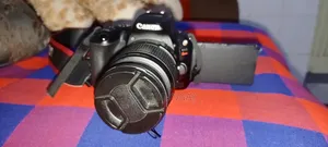 Canon EOS 200D (SL2) DSLR Camera – Excellent Condition