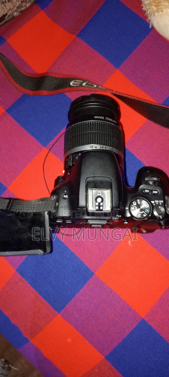 Canon EOS 200D (SL2) DSLR Camera – Excellent Condition