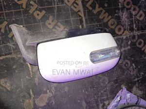 Side Mirror Nissan Premacy With Indicator Right Side Only