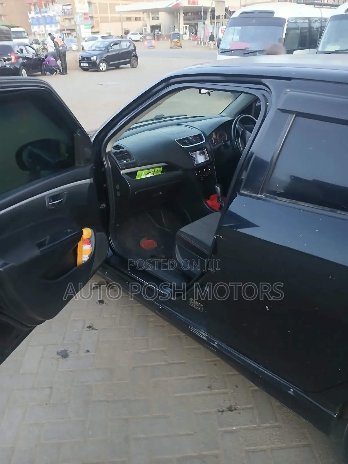Suzuki Swift 2012 Black