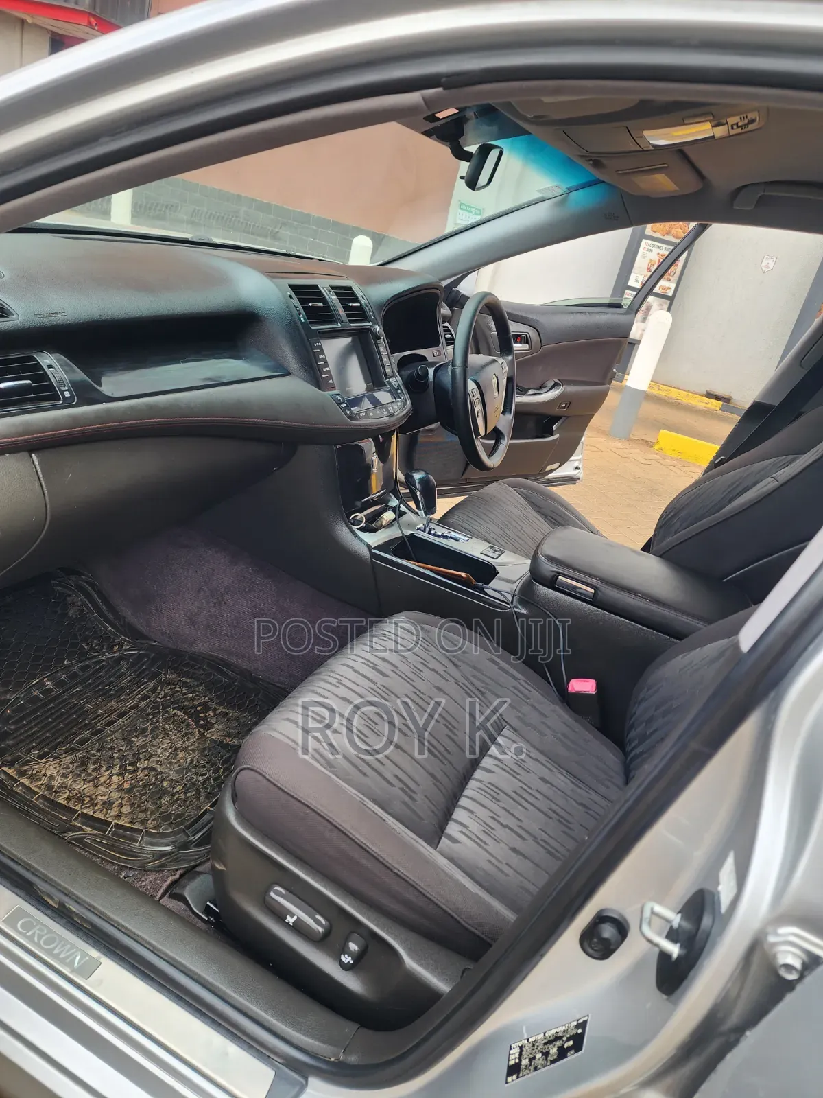 Toyota Crown 2011 Silver