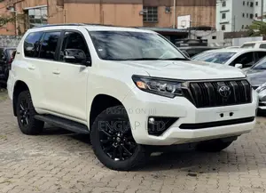 Toyota Land Cruiser Prado 2.8 2022 Pearl