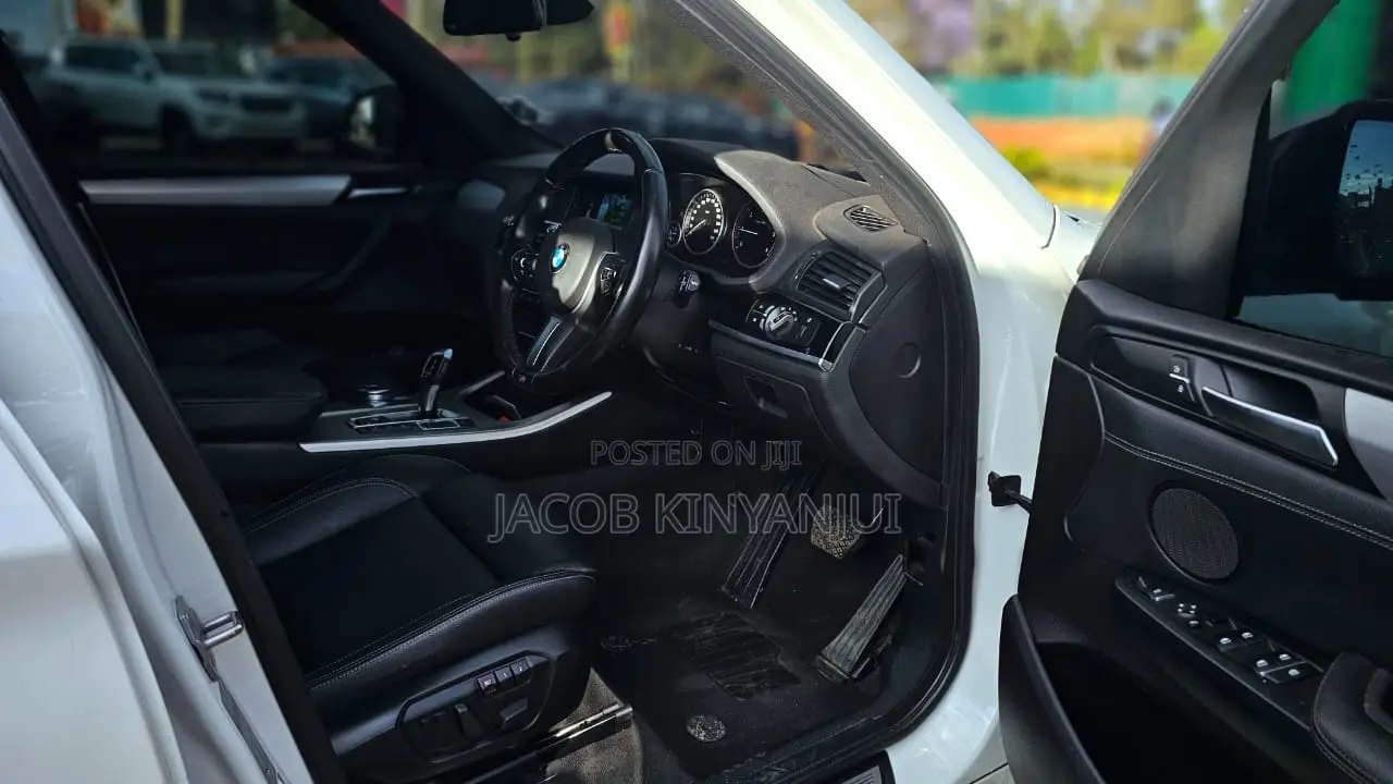 BMW X3 xDrive30i AWD 2018 White