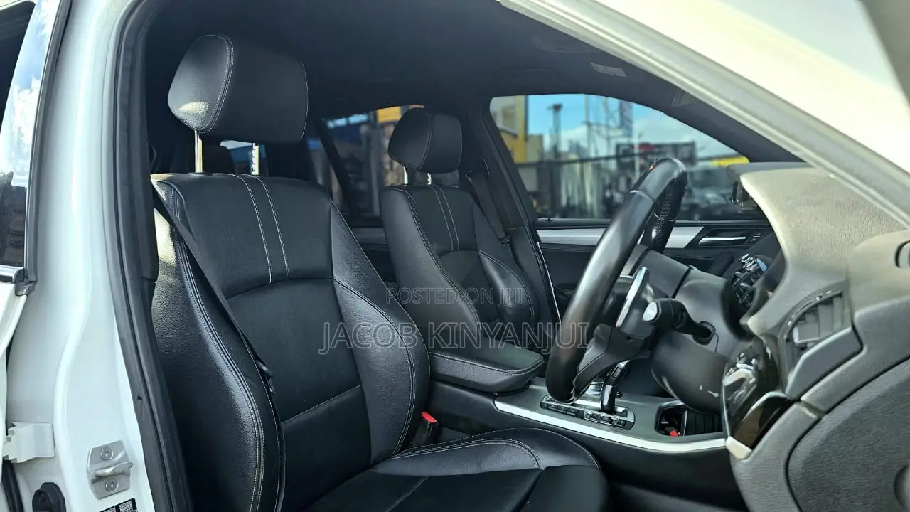 BMW X3 xDrive30i AWD 2018 White