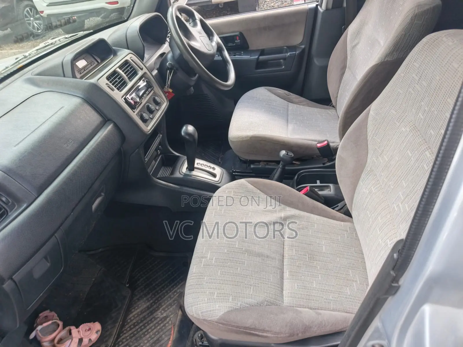 Mitsubishi Pajero IO 2004