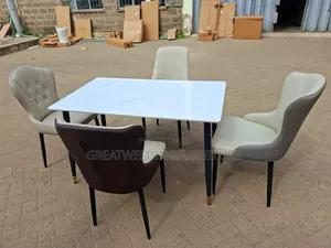 Unique Design 4 Seater Modern Dining Table Set J8b