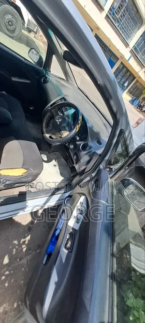Mitsubishi Mirage 2011 Silver