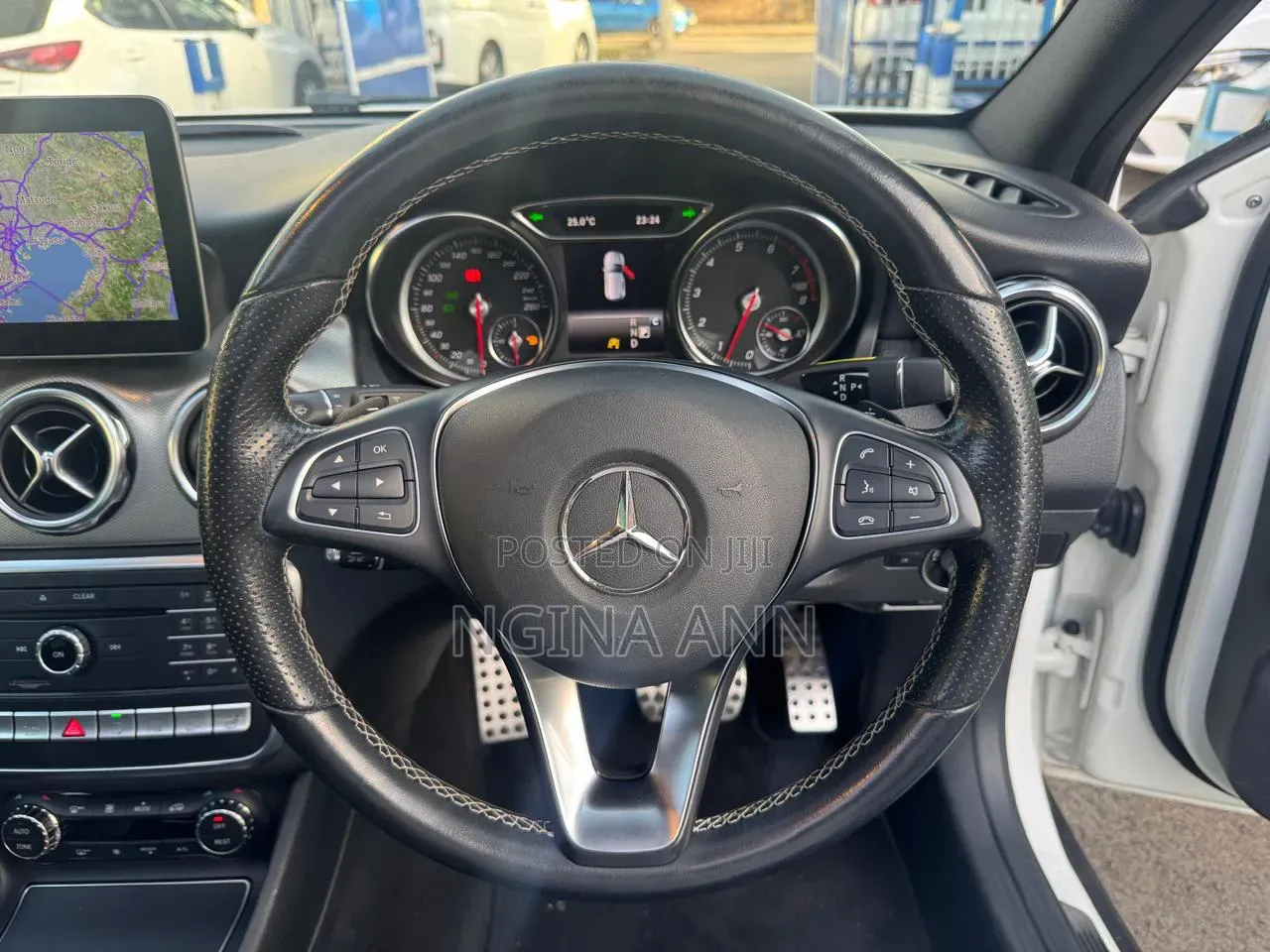 Mercedes-Benz GLA-Class 2019 White