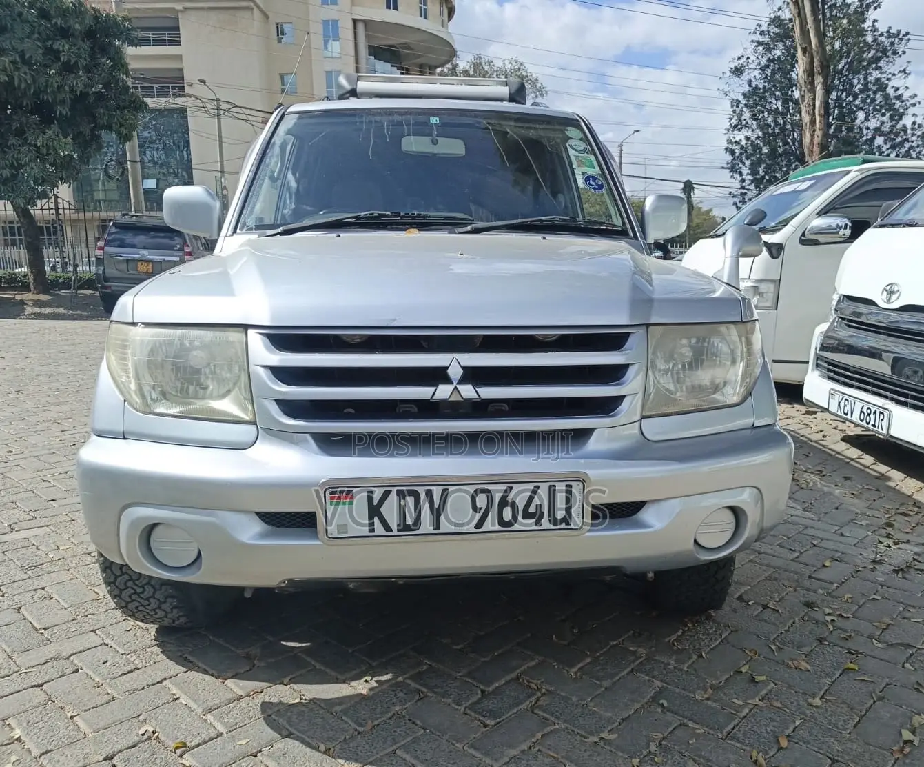 Mitsubishi Pajero IO 2004