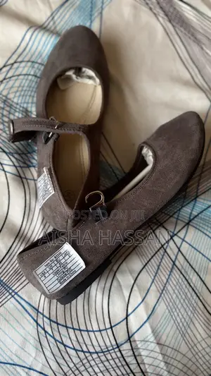 Doll Shoes