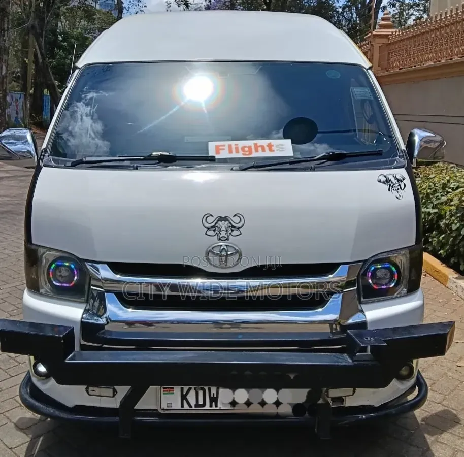 Toyota HiAce 2020 White