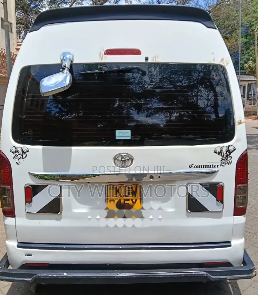 Toyota HiAce 2020 White