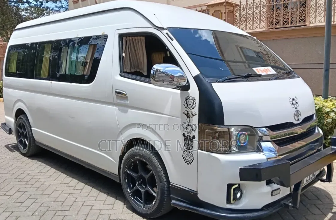 Toyota HiAce 2020 White