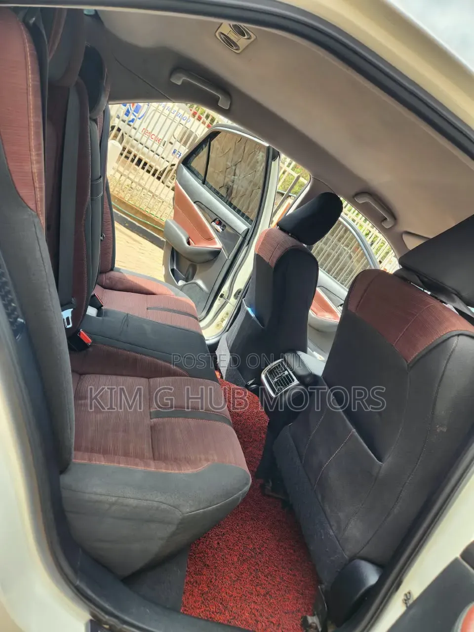 Toyota Crown 2013 White
